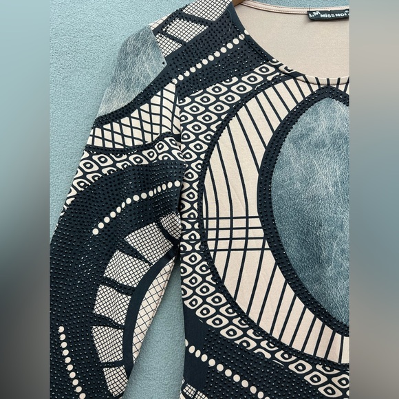 Miss Moi Size Medium Sexy Nude/Black Rhinestone Bodycon Dress NWOT - Picture 5 of 13